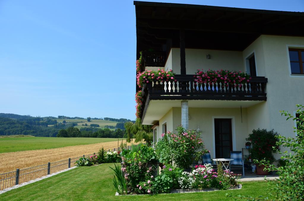 Haus Gruber Hotel Attersee Exterior foto