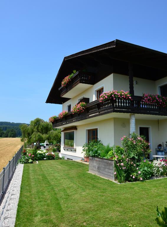 Haus Gruber Hotel Attersee Exterior foto