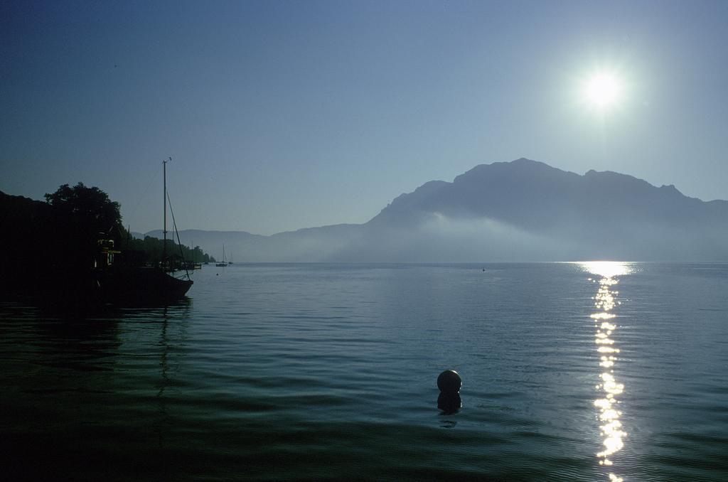 Haus Gruber Hotel Attersee Exterior foto